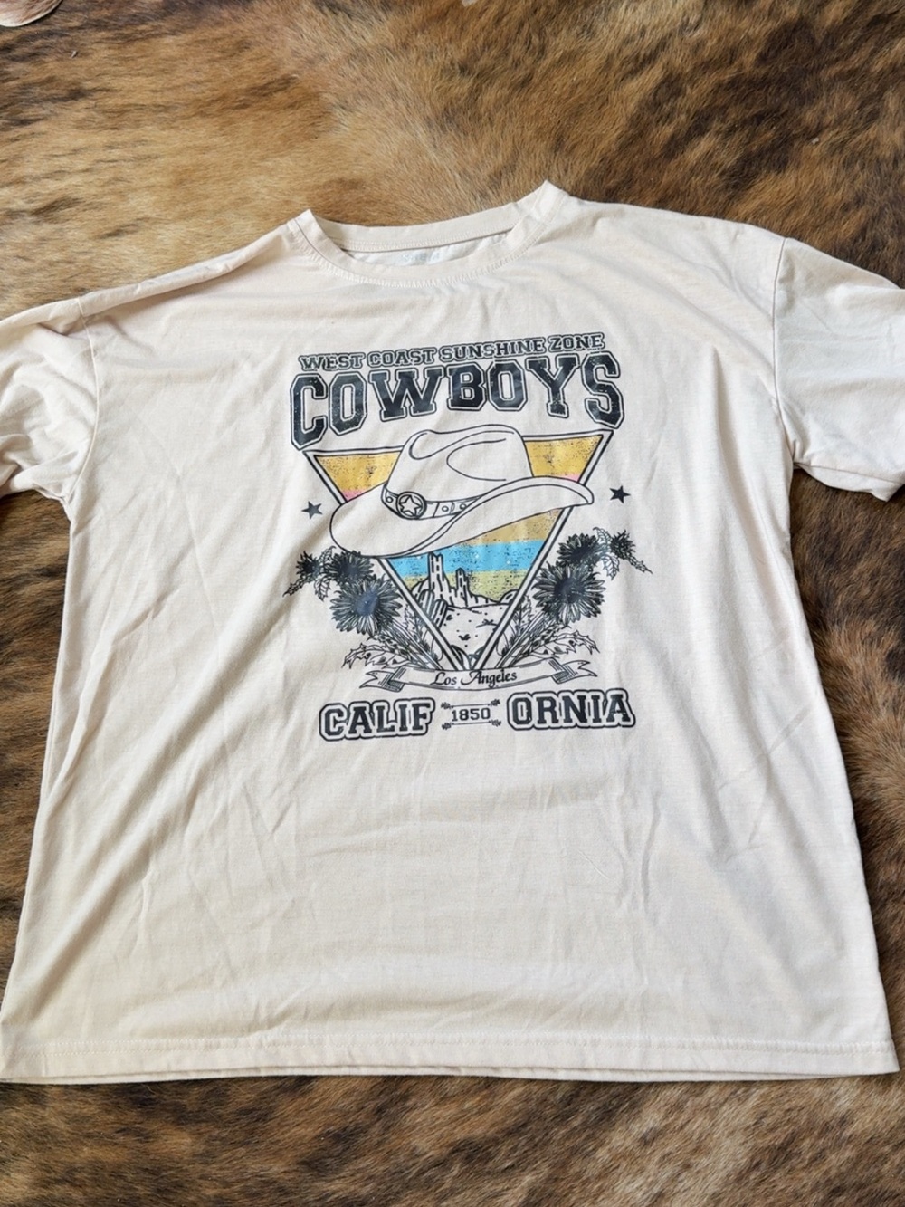 Cowboys California Graphic Tee - White with Yellow & Blue Print